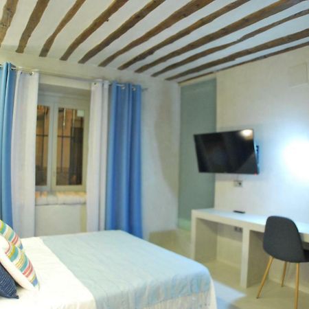 Apartamento Nao Malasana - Gran Via マドリード エクステリア 写真