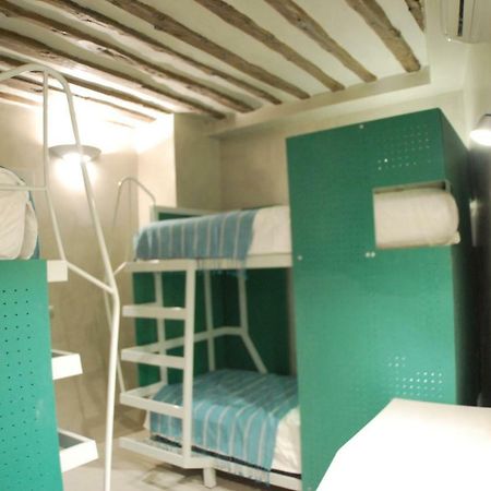 Apartamento Nao Malasana - Gran Via マドリード エクステリア 写真